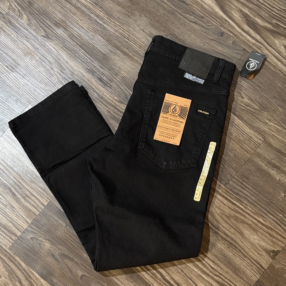 NWT Volcom Solver 34x30